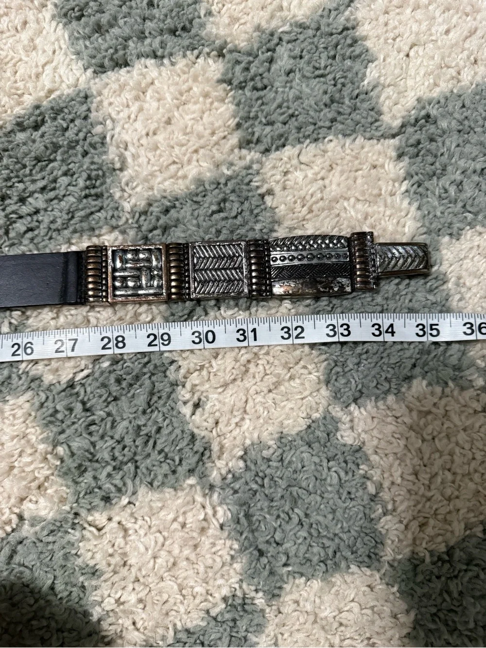 Chico’s black leather women’s belt silver tone links southwestern western Medium